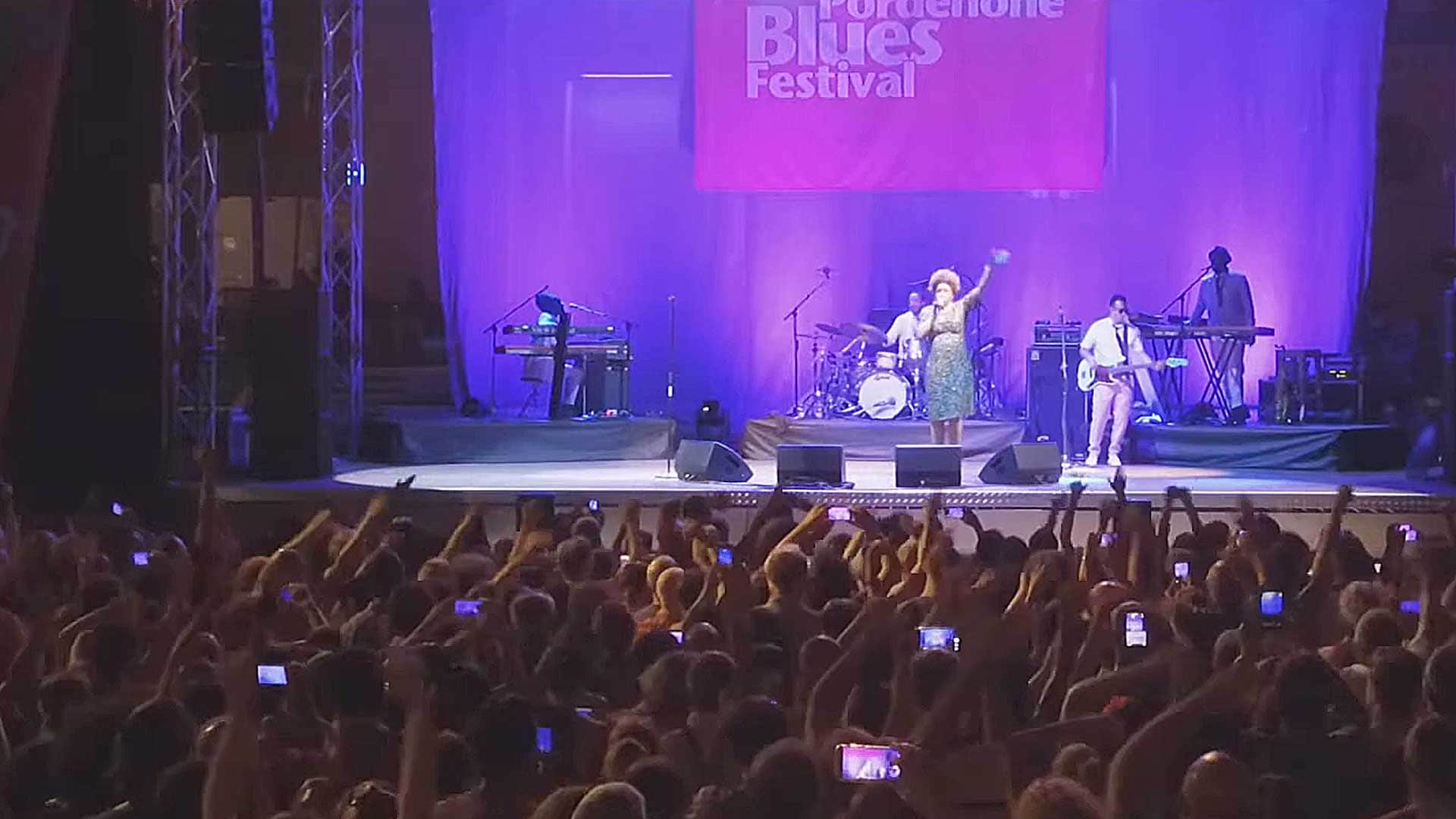 Macy Gray in concerto a Pordenone