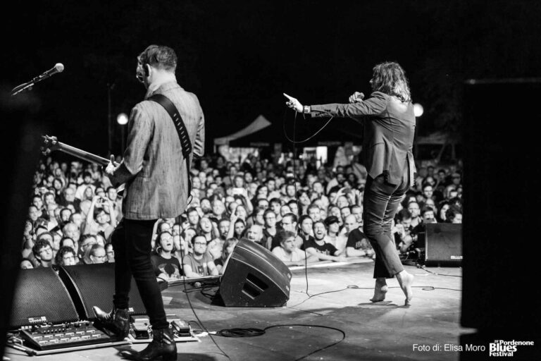 2019 07 18 rival sons eric sardinas joanna connor 101 ph elisa moro