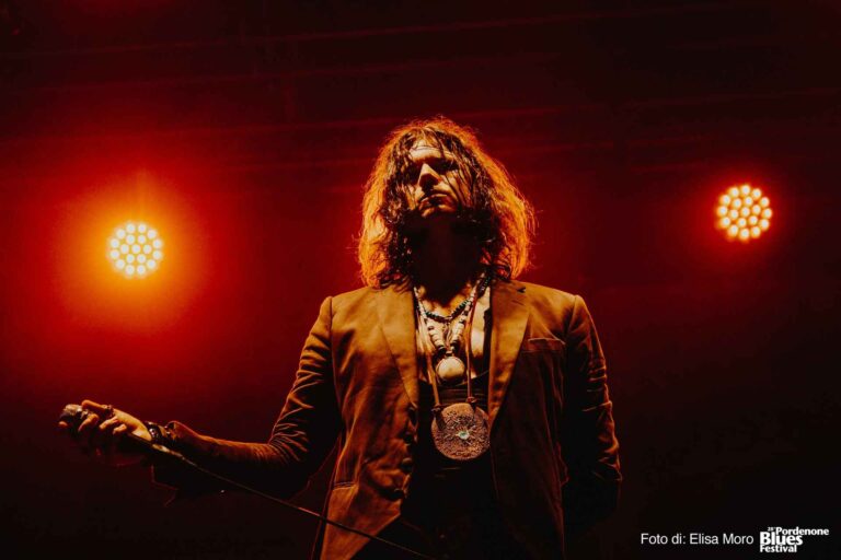 2019 07 18 rival sons eric sardinas joanna connor 105 ph elisa moro