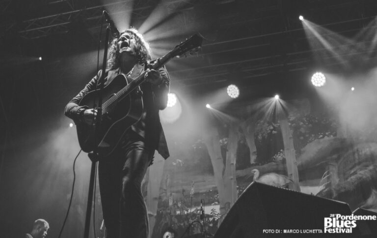 2019 07 18 rival sons eric sardinas joanna connor 44 ph luchetta
