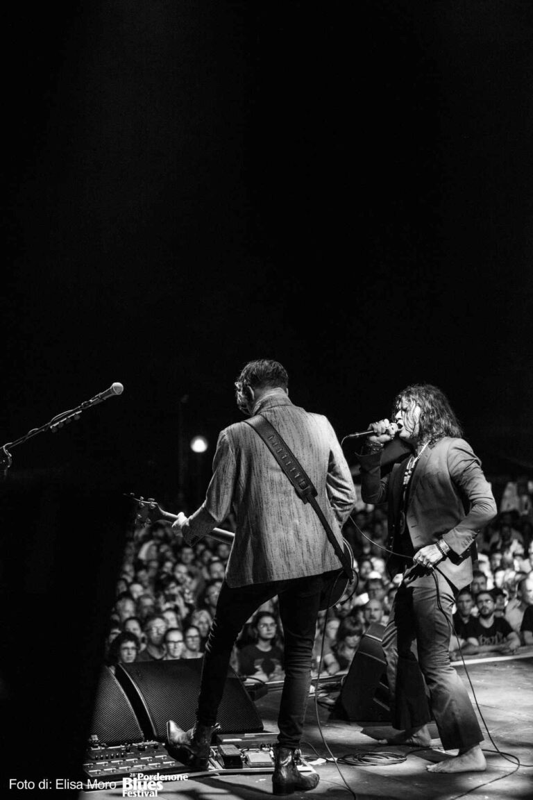 2019 07 18 rival sons eric sardinas joanna connor 99 ph elisa moro
