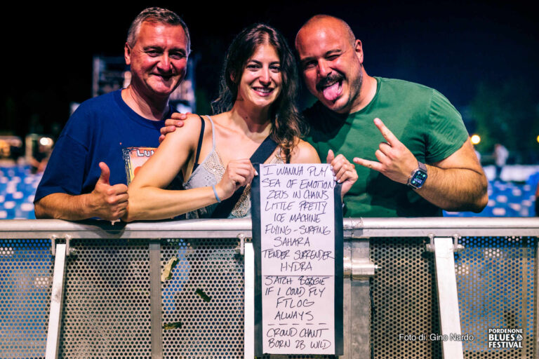2025 07 15 satchvaiband ph gino nardo 106 concerto