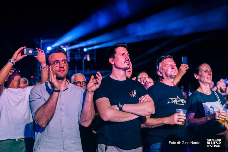 2025 07 15 satchvaiband ph gino nardo 76 concerto